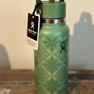32 oz flex-straw Hydroflask